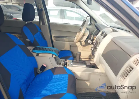 2008 Ford Escape Xlt from USA, damaged, VIN 1FMCU93198KA45833